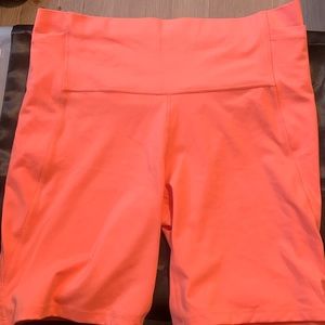 All in motion peach work out shorts xxl